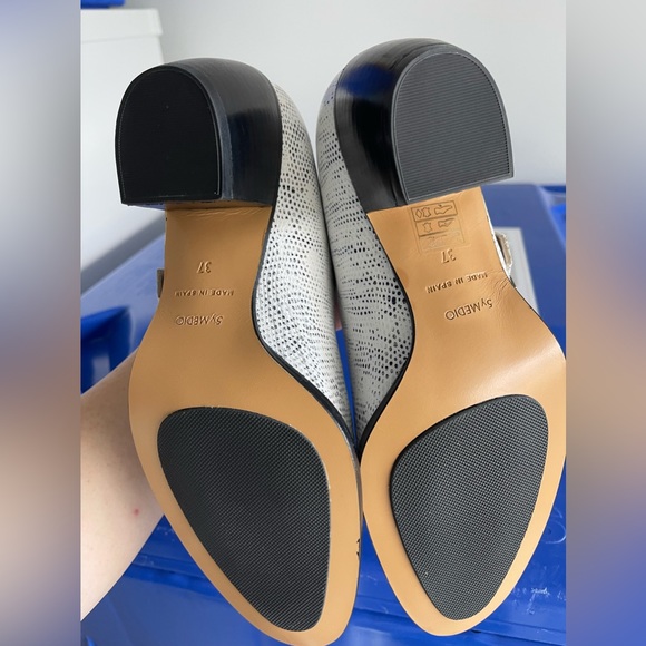 5YMEDIO Embossed Leather Block Heels (new) - Picture 5 of 6